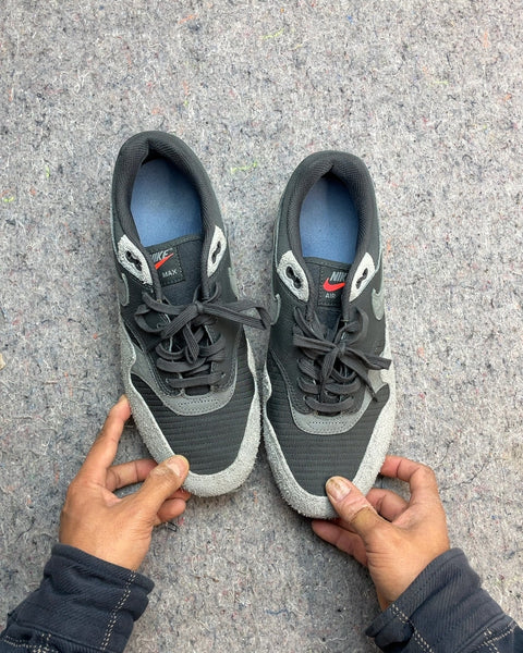 Nike Air Max 1 Premium Dark Smoke, Sz 9.5 M US or 43 EU