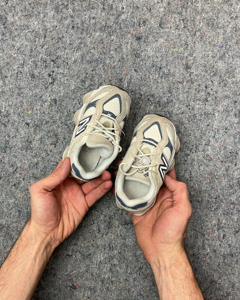New Balance 990 Sneakers, Size US Kids 7 or EU 23.5