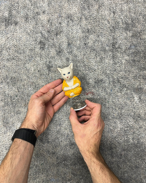 Archie McPhee Meditating Cat Dashboard Wiggler