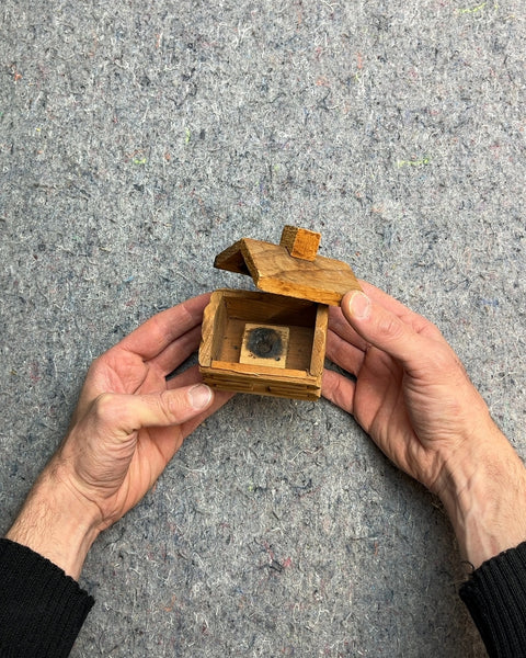 Vintage Wood Paine's Log Cabin Incense Burner