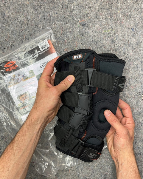 Shock Doctor B75 Knee Brace