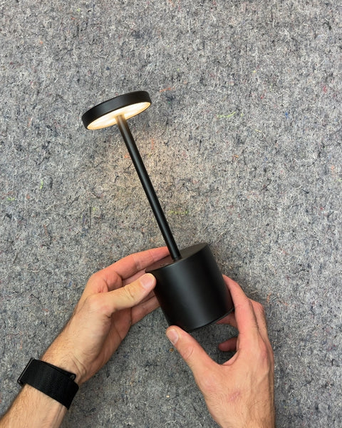 Black Wireless Table Lamp