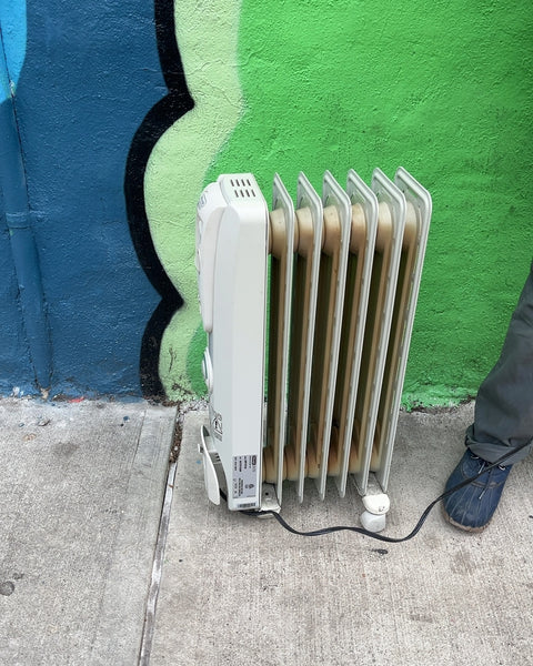 DeLonghi Safe Heat Radiator Heater