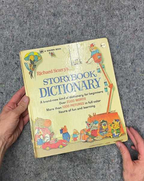 Richard Scarry's Storybook Dictionary