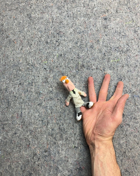 Muppets Beaker Finger Puppet