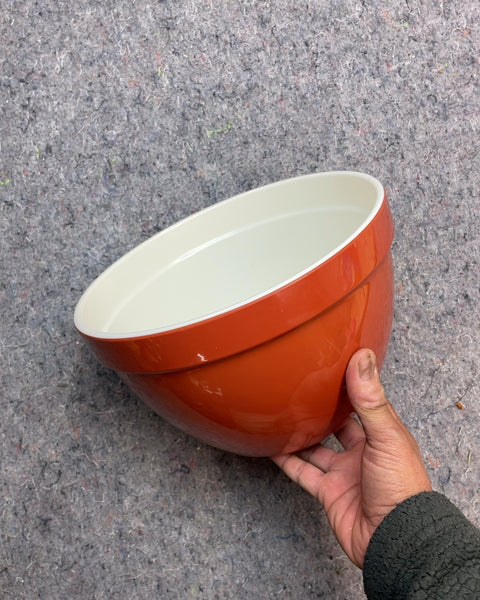 Burnt Orange Plastic Mixing Bowl, 9.5"D