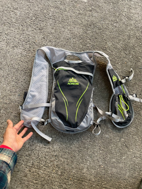 AONIJIE Running Hydration Backpack