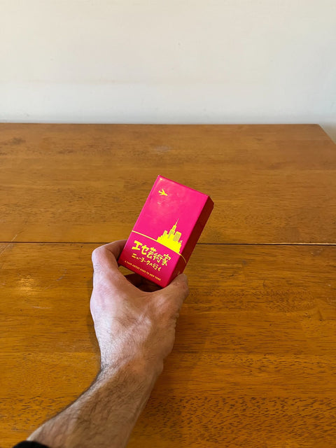 A Fake Artist Goes to New York Board Game