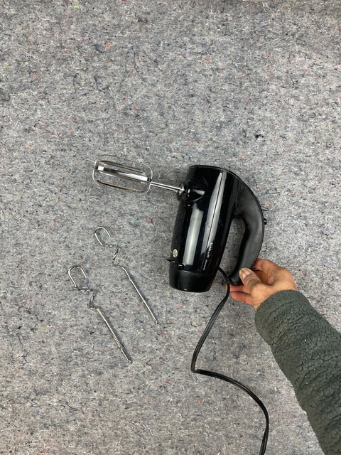 A Hand Mixer