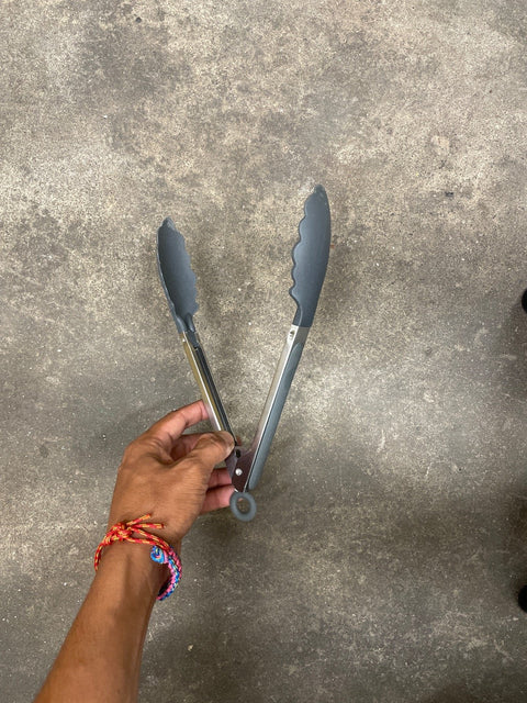 A Silicone & Wood  Tongs