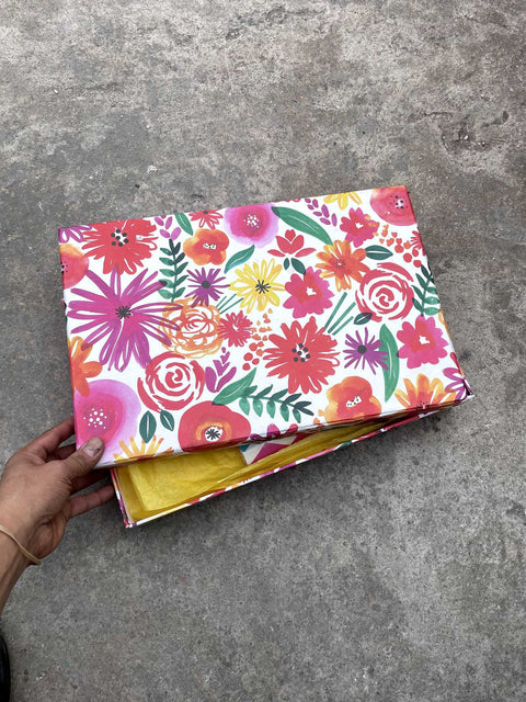 A Super Nice Floral Gift Box