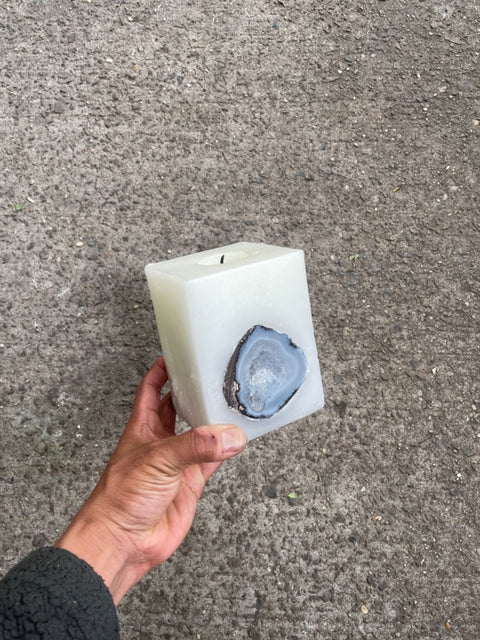 Agate Accent Candle