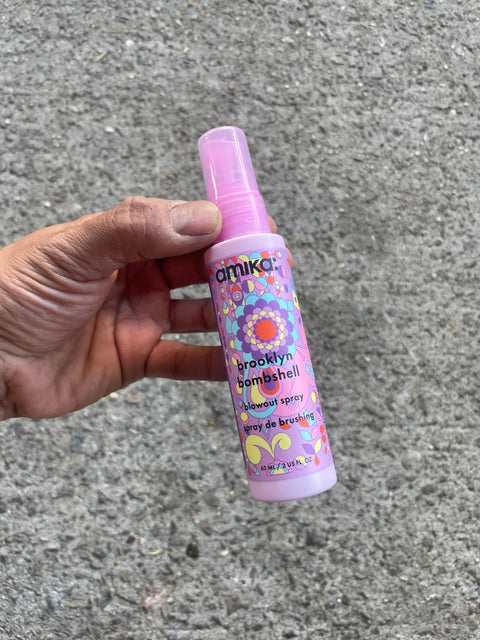 Amika Brooklyn Bombshell Spray