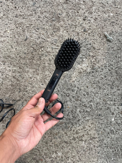 Amika Travel Hair Straightening Brush