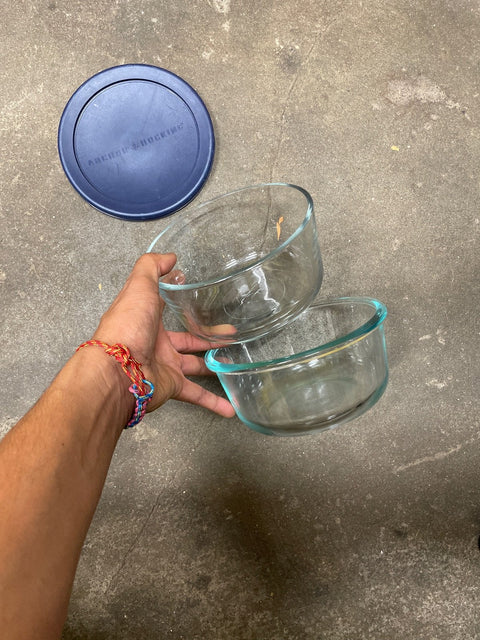 Anchor Hocking & Pyrex Bowls Set