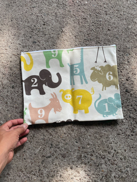 Animals And Numbers Pouch