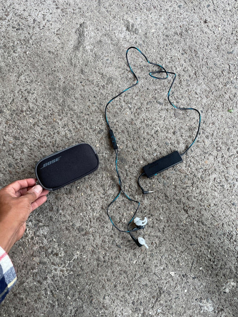 Another Bose QuietComfort 20 Headphones