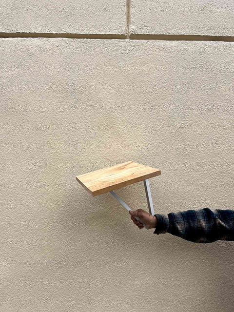 Another Minimalist Wall Shelf