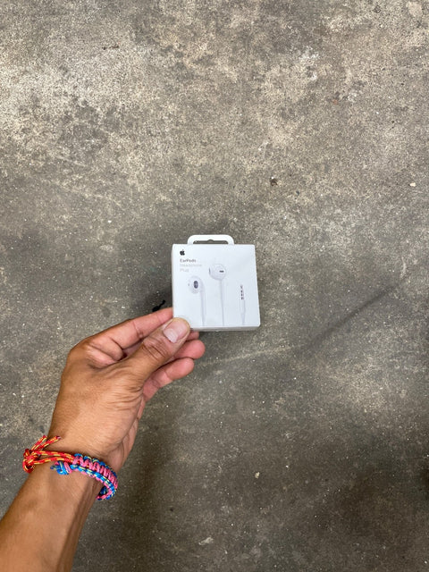 Apple EarPods Headphone Plug