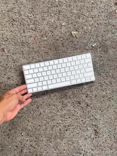 Apple Wireless Keyboard