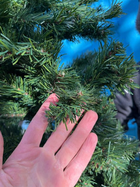 Artificial Christmas Tree, 7ft Tall