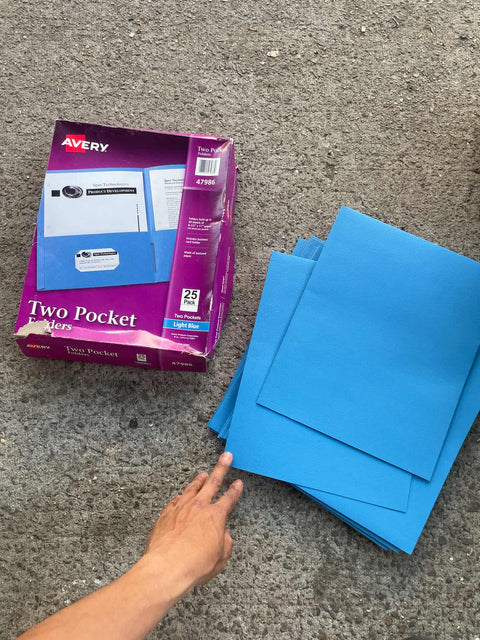 Avery Two Pocket Folders, Open
