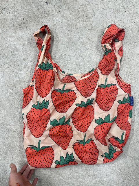 BAGGU Strawberry Reusable Tote