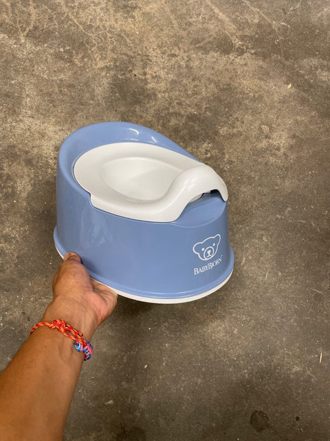 BabyBjorn Potty Chair