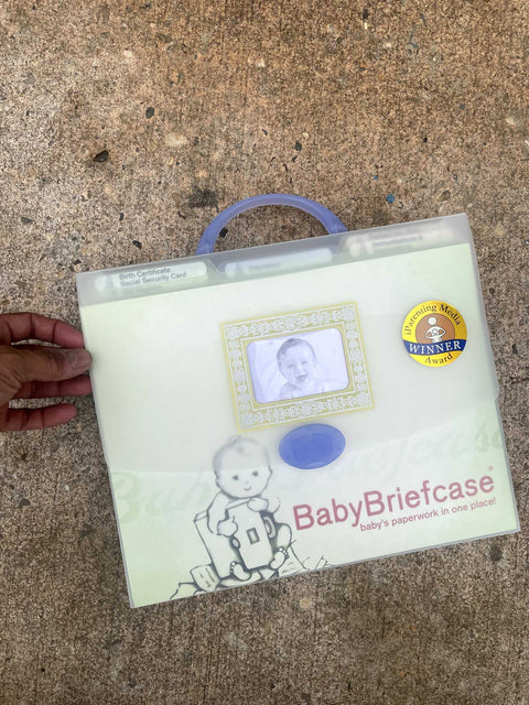 BabyBriefcase for Baby's Documents