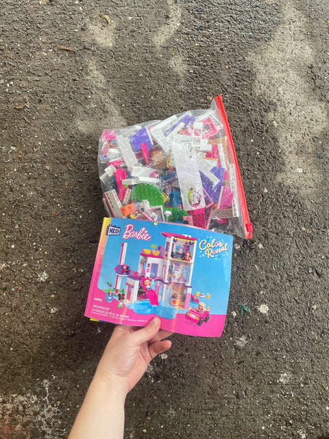Barbie Dreamhouse Lego Set