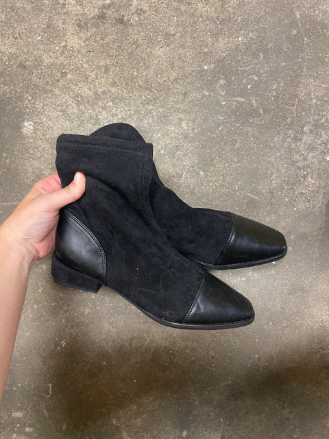 Black Ankle Fashion Boots, Sz 7.5W