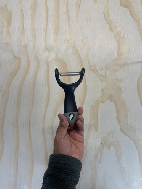 Black Vegetable Peeler