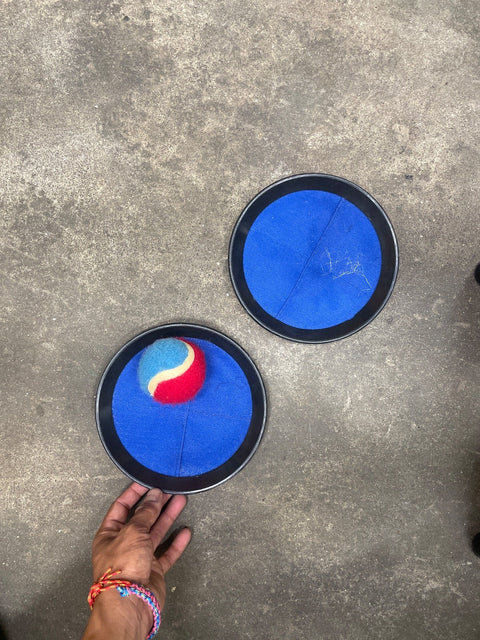 Blues Toss & Catch Game