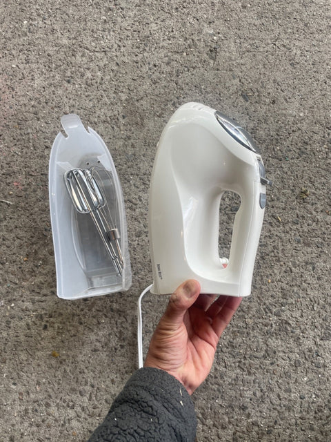 Bowl Rest Hand Mixer
