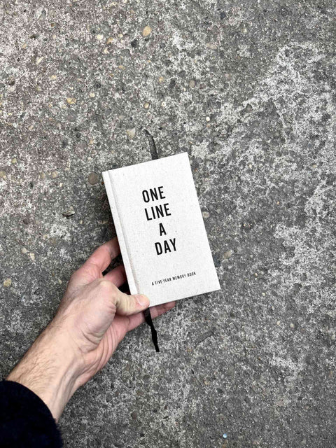 Brand New One Line a Day, A Five Year Memory Book