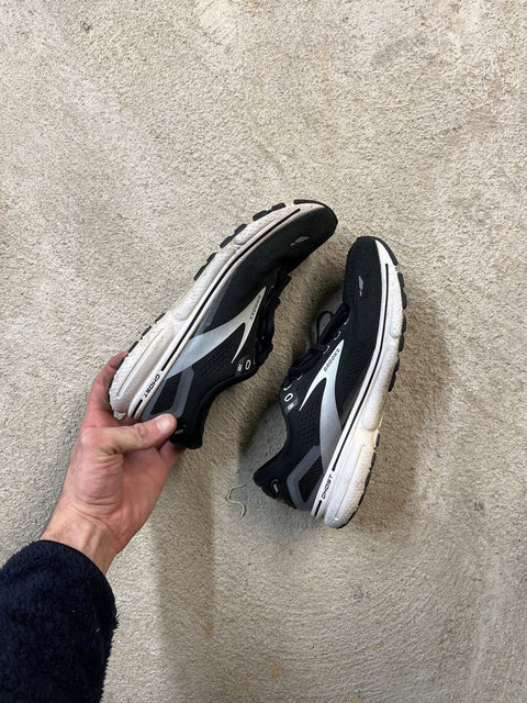 Brooks Ghost Running Shoes, Size US 8.5 W or 40 EU