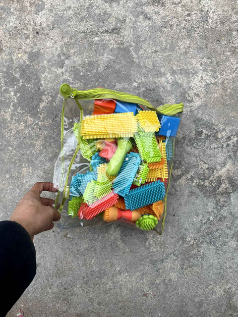 Bunch of Bristle Blocks