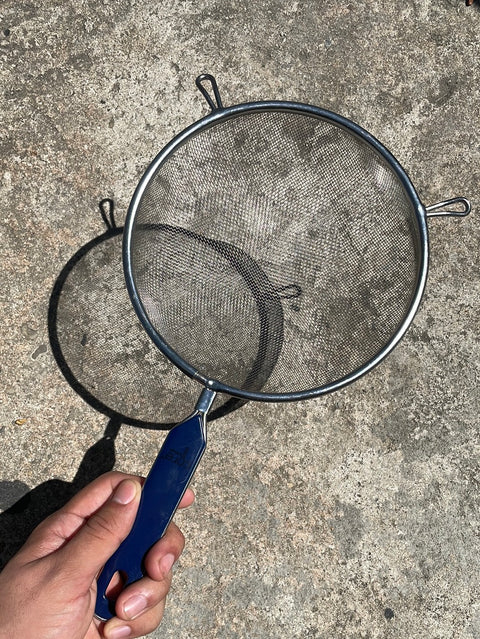 Medium Extra Fine Metal Strainer