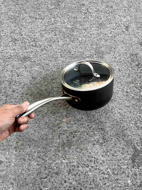 Calphalon Cooking Pot, 2.5 Quarts