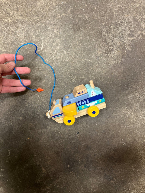 Camp Wooden Pull Along Toy