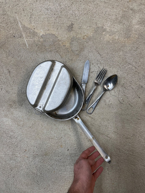 Camping Mess Kit With Utensils