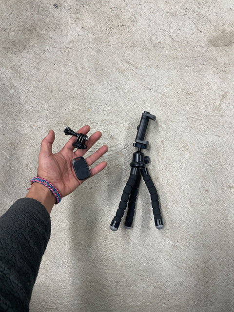 Cellphone Tripod With Remote