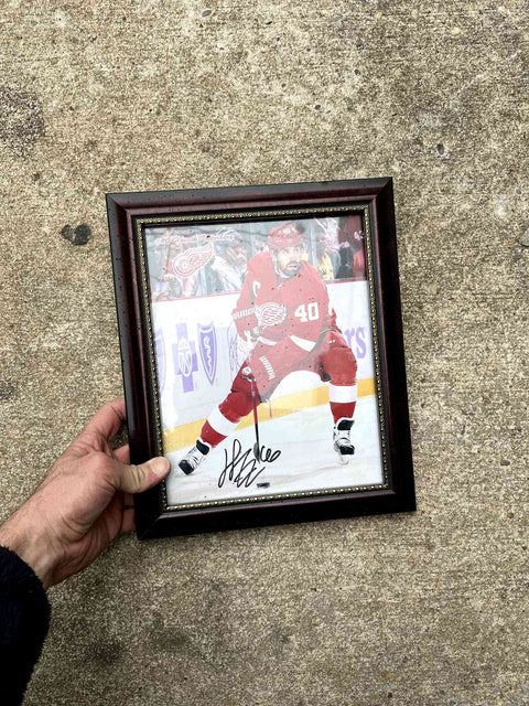 Chris Chelios Signed Hockey Photo