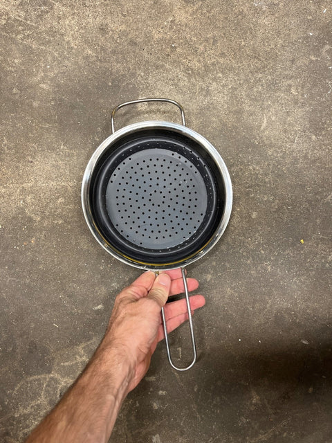 Collapsible Colander With Handle