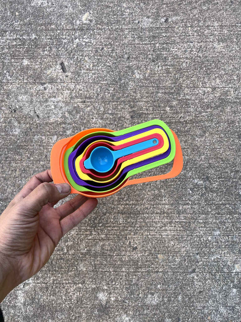 Colorful Measuring Cups Set