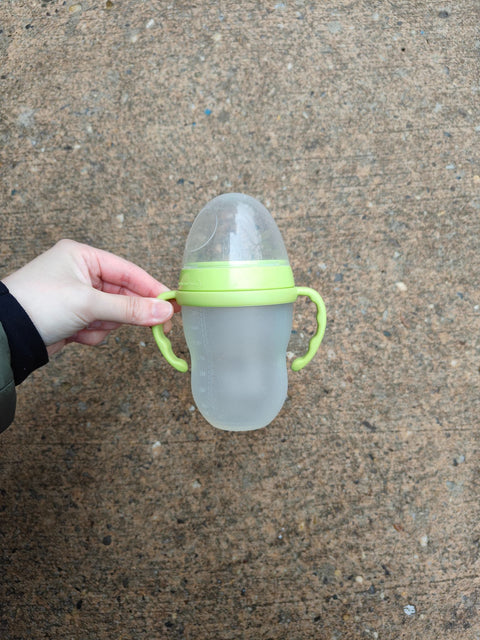 Como Sippy Cup with Handles