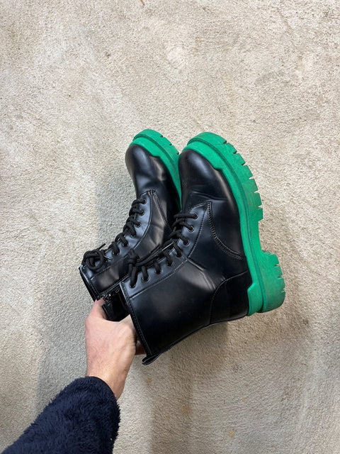Cool Black Boots With Green Soles, Size 8.5 US W