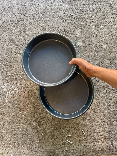 Coupla Round Baking Pans