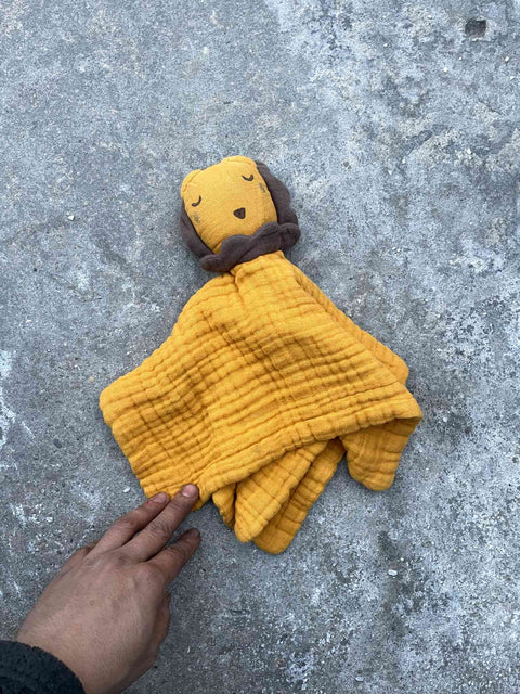 Cozy Lion Lovey