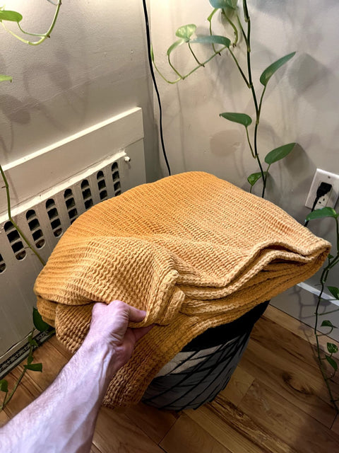Cozy Mustard Waffle Cotton Blanket, Queen Size